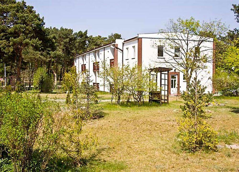 Dom Wypoczynkowy Sloneczna Hotel Ustka Exterior photo